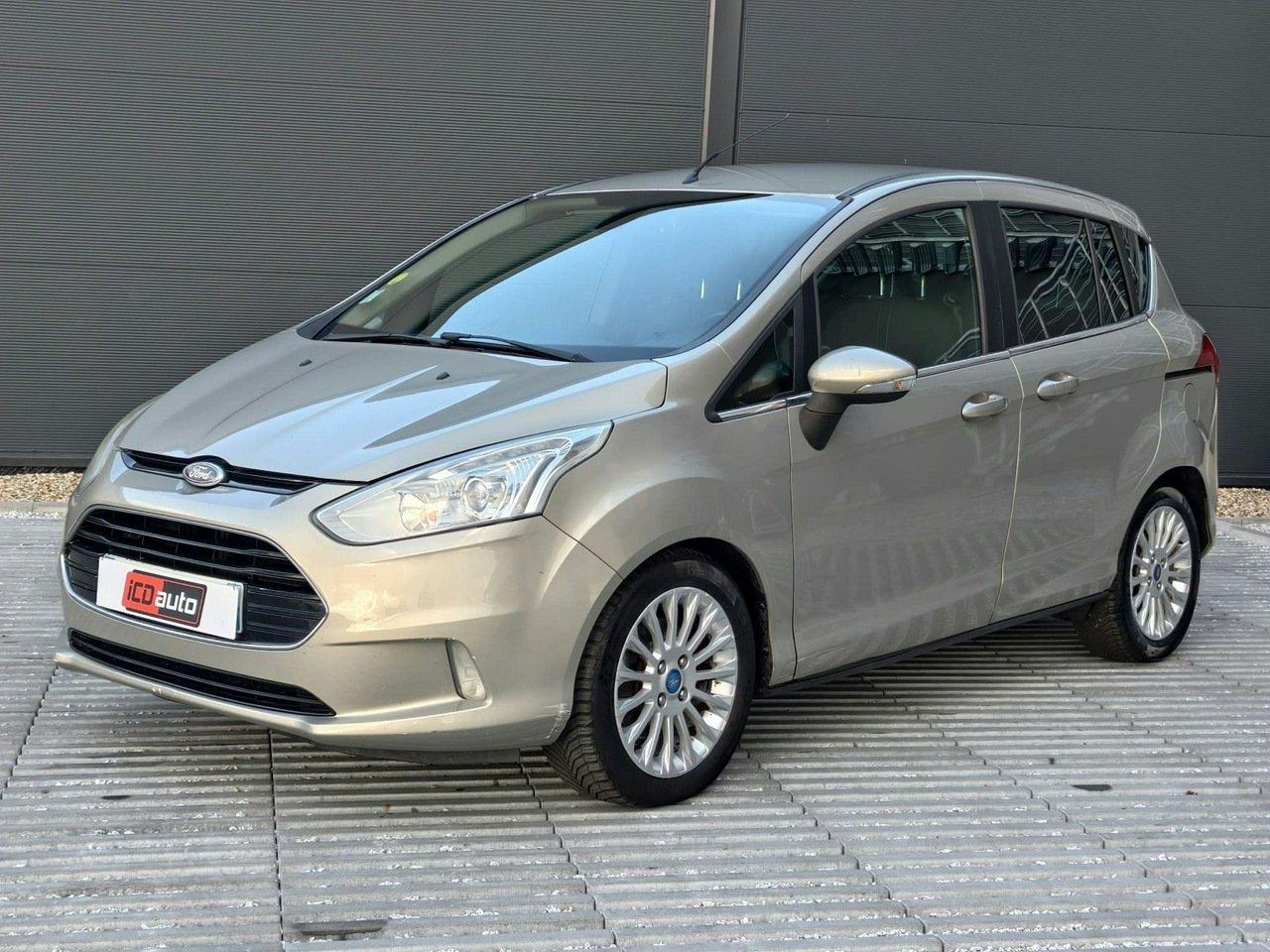Ford B-Max - obrazek 3
