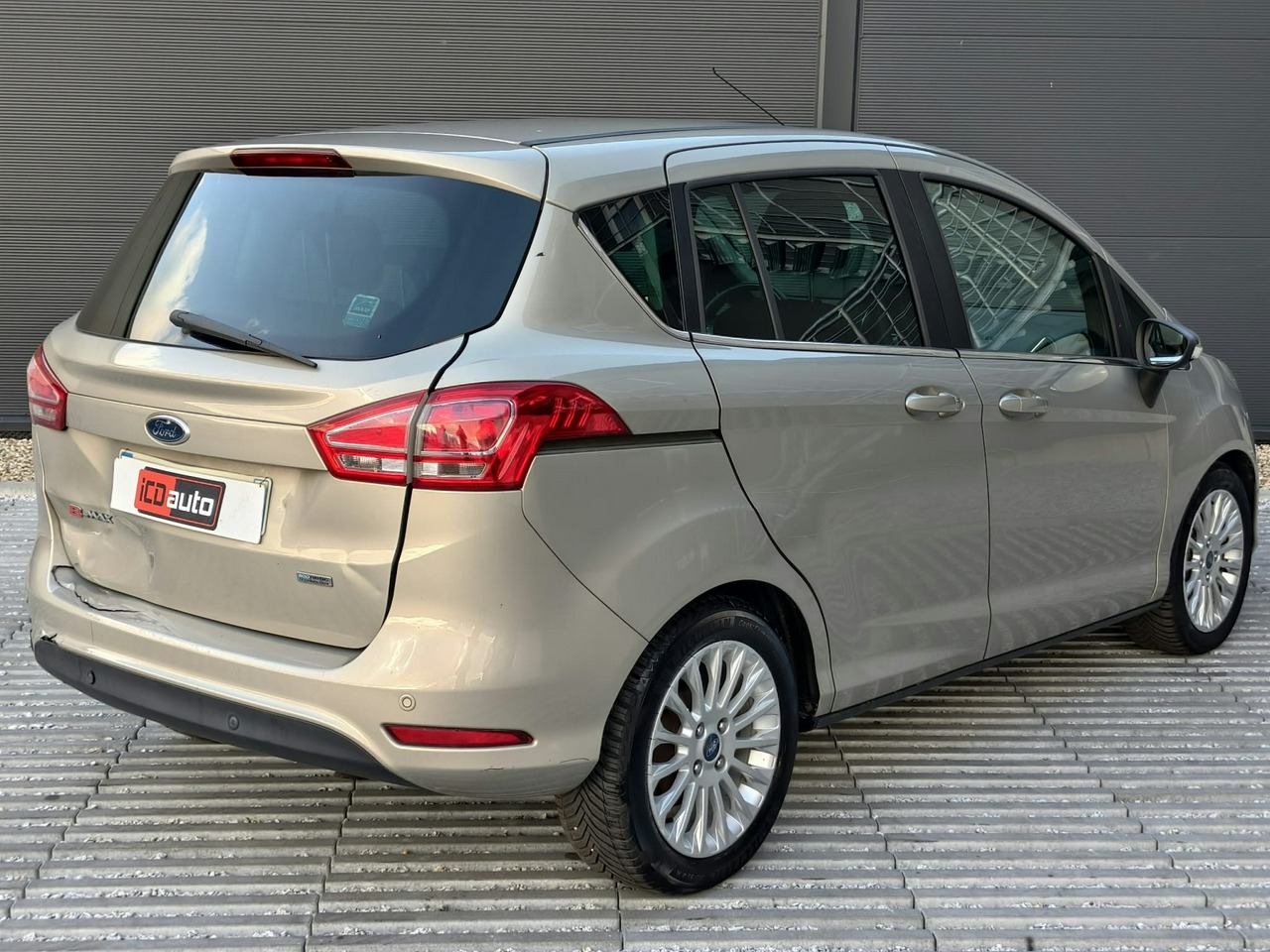 Ford B-Max - obrazek 7