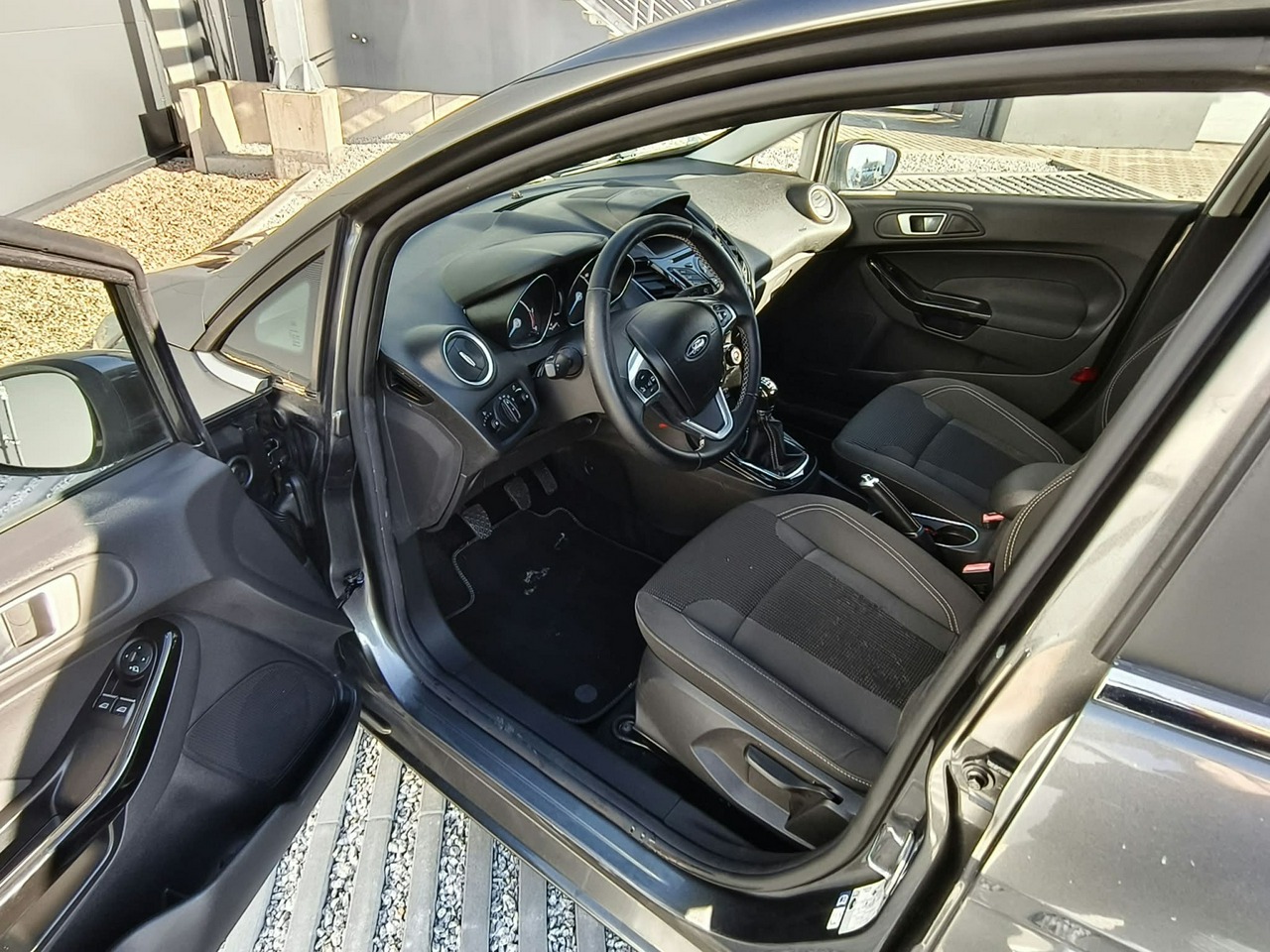 Ford Fiesta - obrazek 10